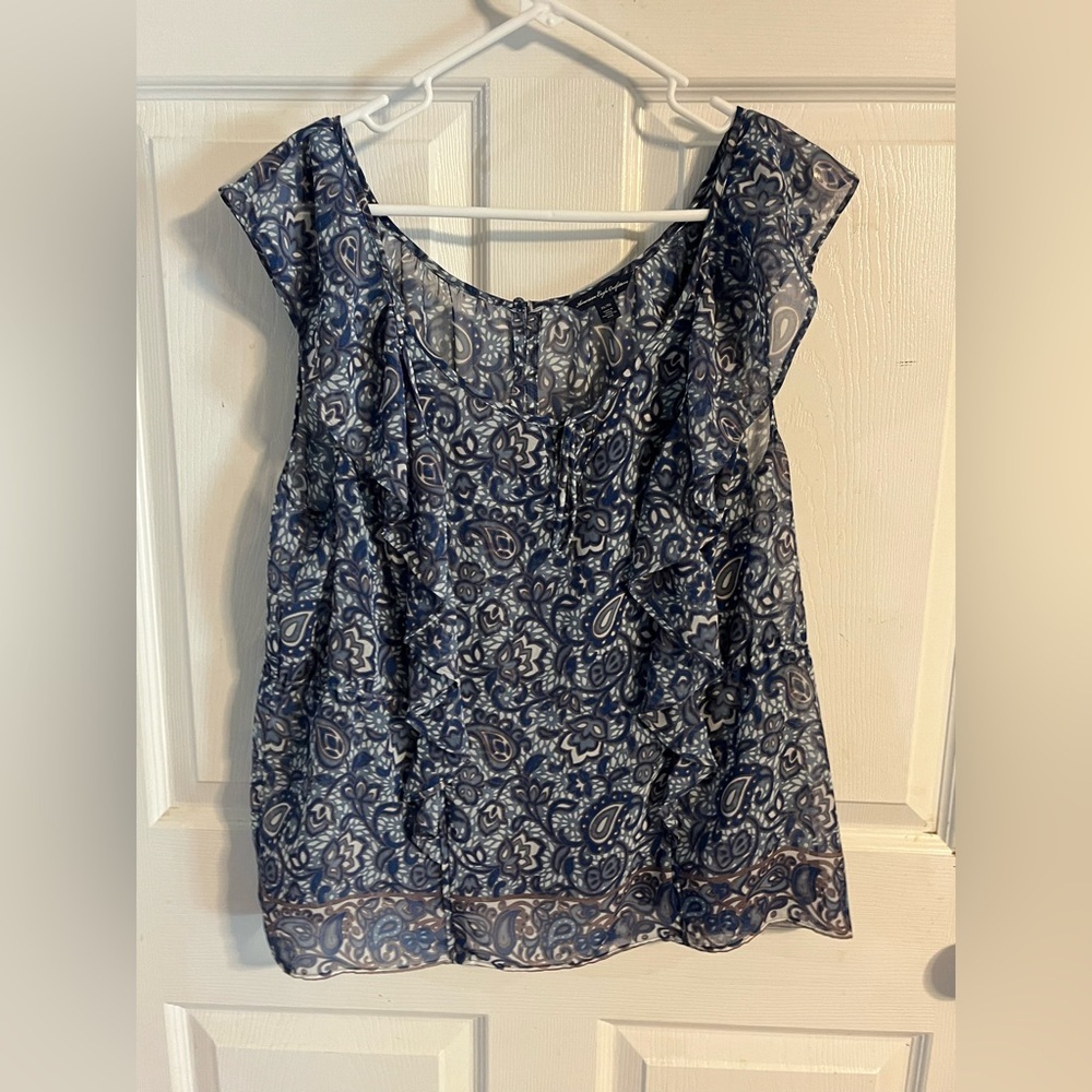 American Eagle Outfitters Blue and White Cap Sleeve Blouse